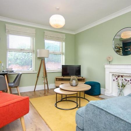 Cosy Lichfield Apartment מראה חיצוני תמונה