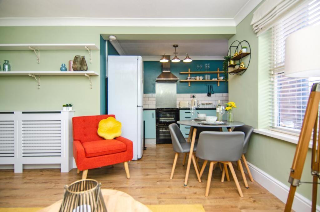 Cosy Lichfield Apartment מראה חיצוני תמונה