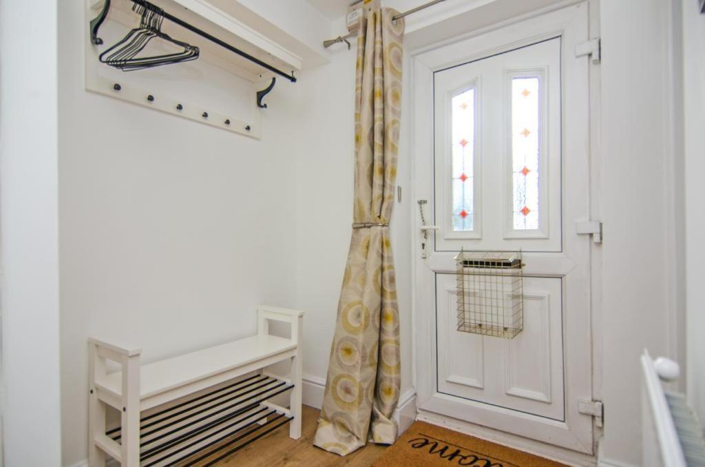 Cosy Lichfield Apartment מראה חיצוני תמונה